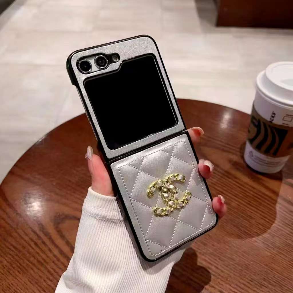 Luxury Quilted Leather Phone Case: Premium Protection & Style