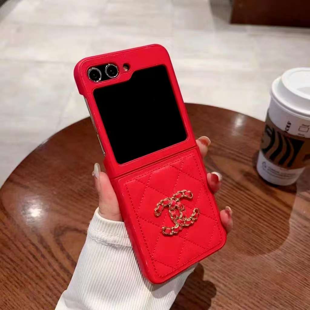 Luxury Quilted Leather Phone Case: Premium Protection & Style