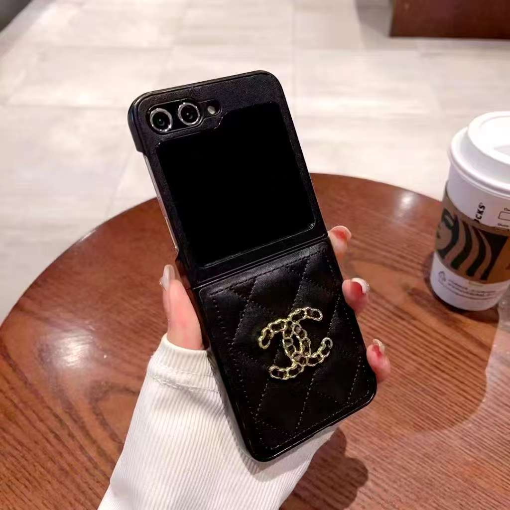 Luxury Quilted Leather Phone Case: Premium Protection & Style