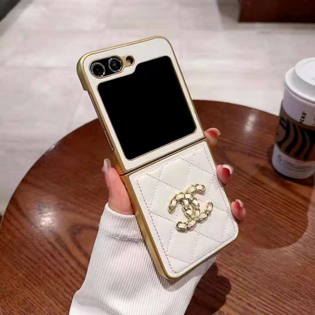 Luxury Quilted Leather Phone Case: Premium Protection & Style